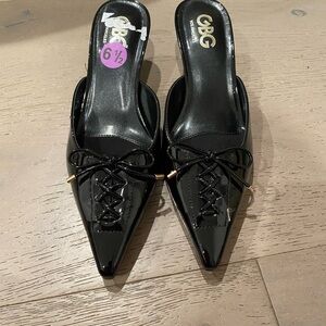 Black Women's Pointed Toe Mules